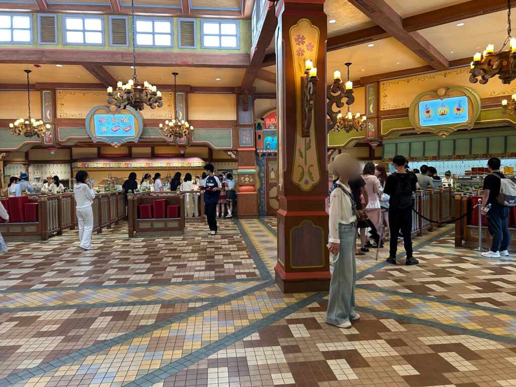 Pinocchio Village Kitchenの店内の紹介