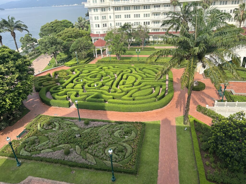 香港ディズニーランドホテル 部屋からの景色 ミッキー迷路
