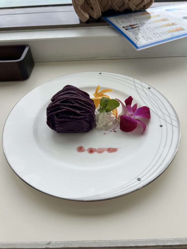 お菓子御殿のレストラン