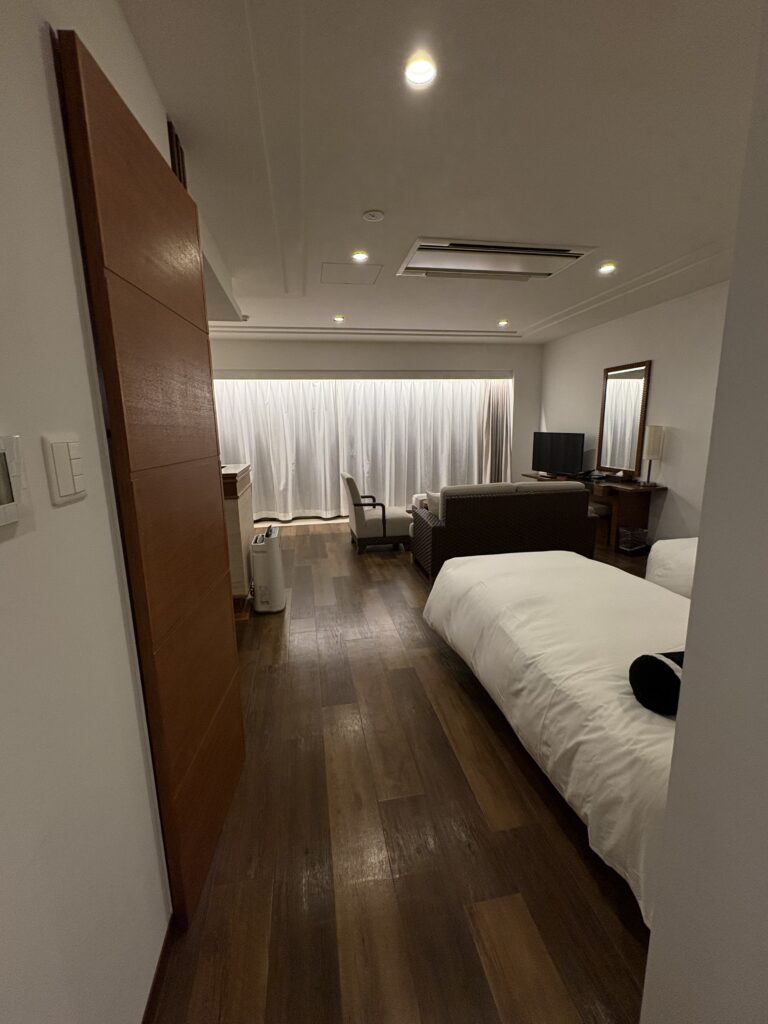 アラマハイナコンドホテル客室